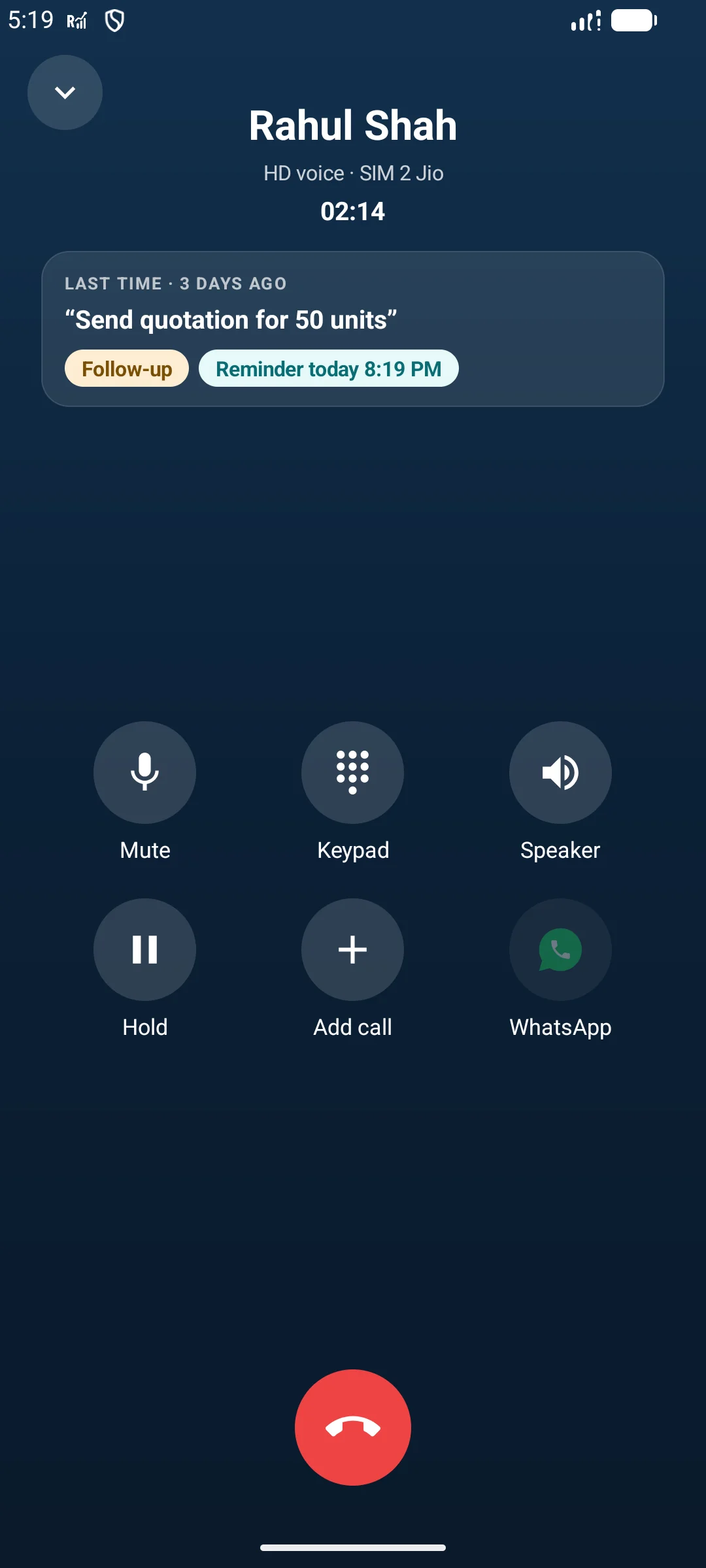 RecallPulse call screen showing the caller's last note, tag and reminder during the call